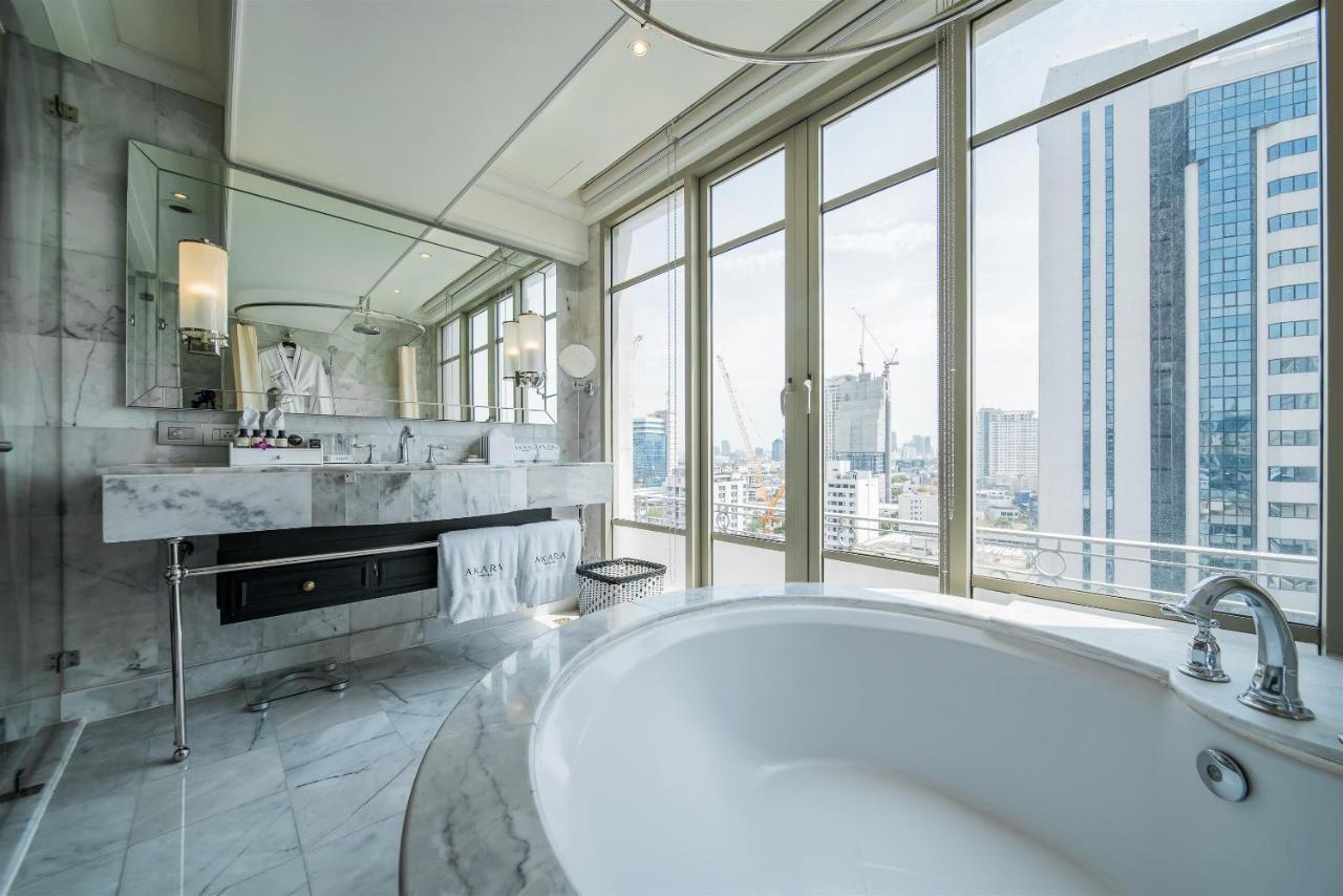 Akara Deluxe King Room