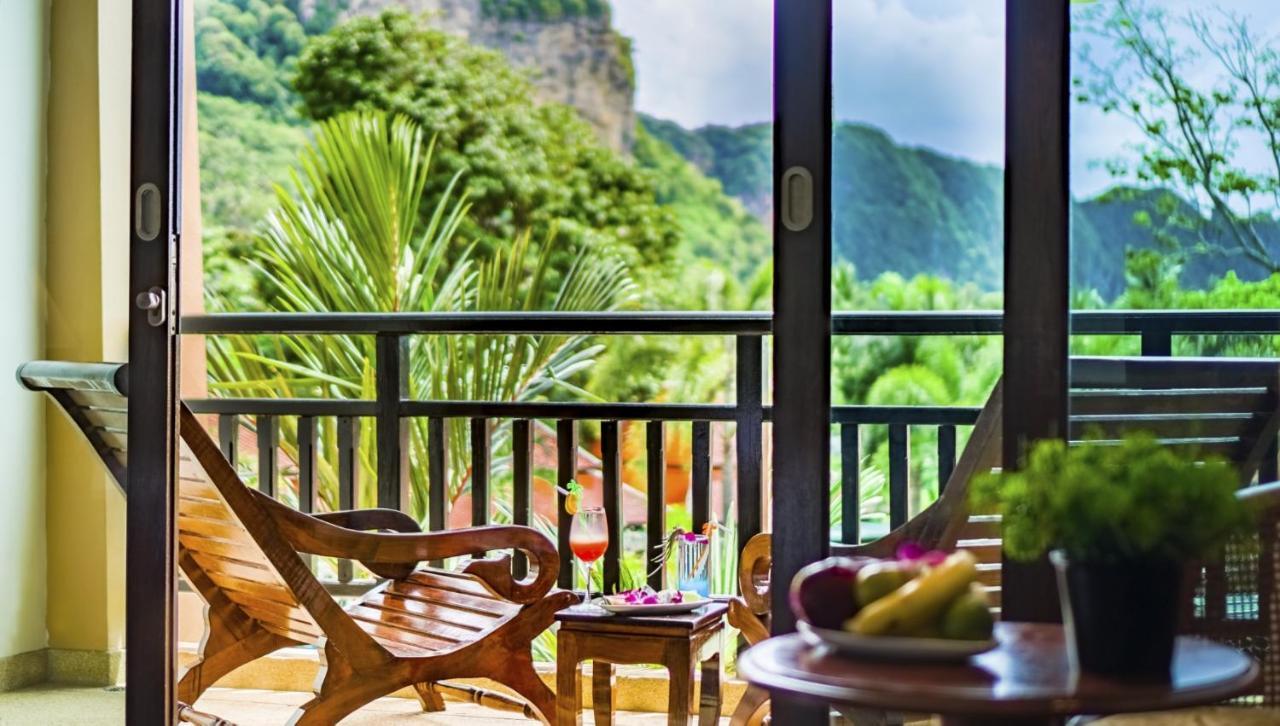 Grand Deluxe Double or Twin Room with Pool View,934027879:JPEG