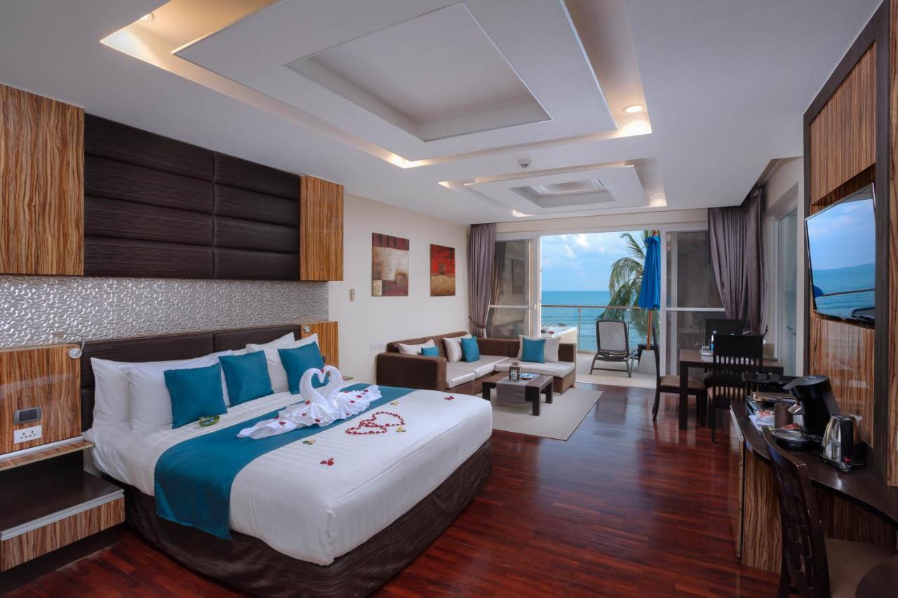Suite mit Meerblick und Whirlpool-Badewanne