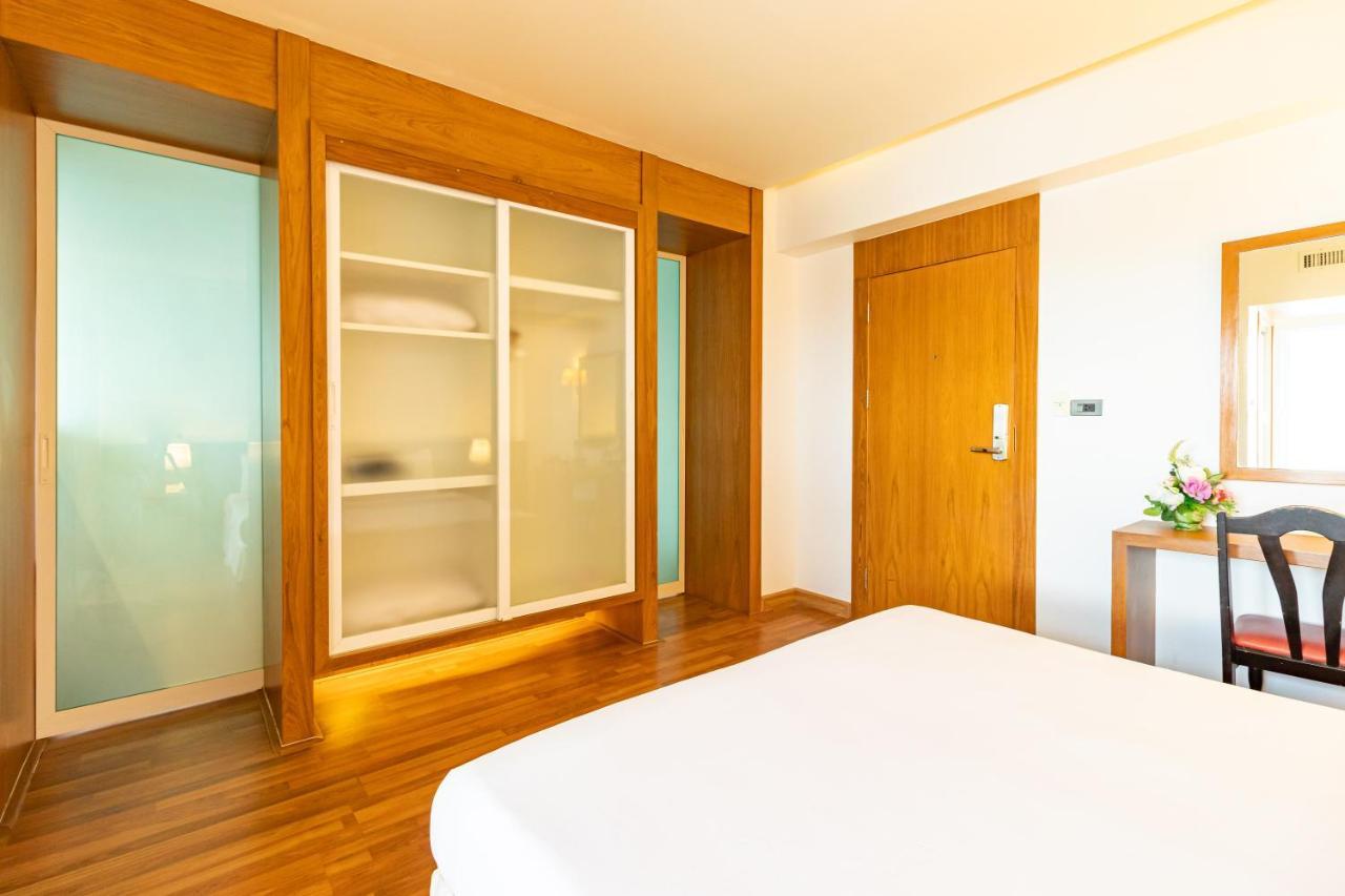 Standard Suite