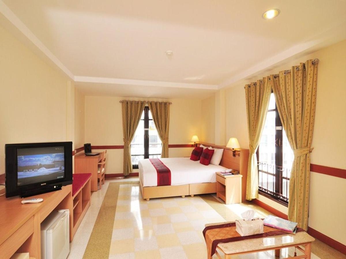 Deluxe Triple Room