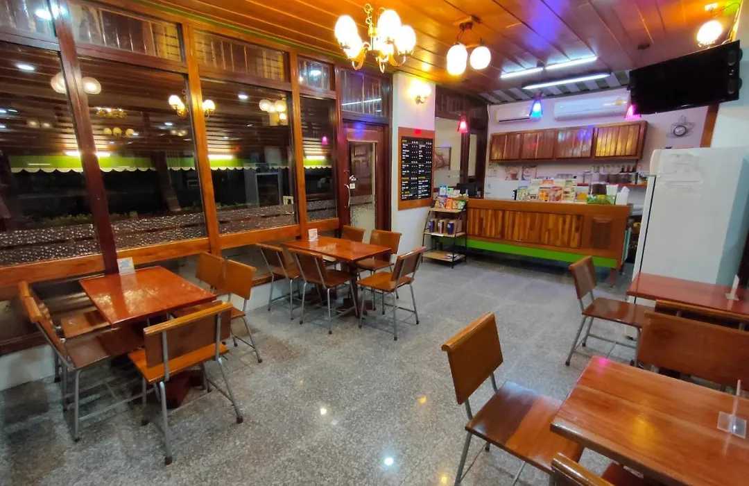 Riverfront Hotel Mukdahan-1