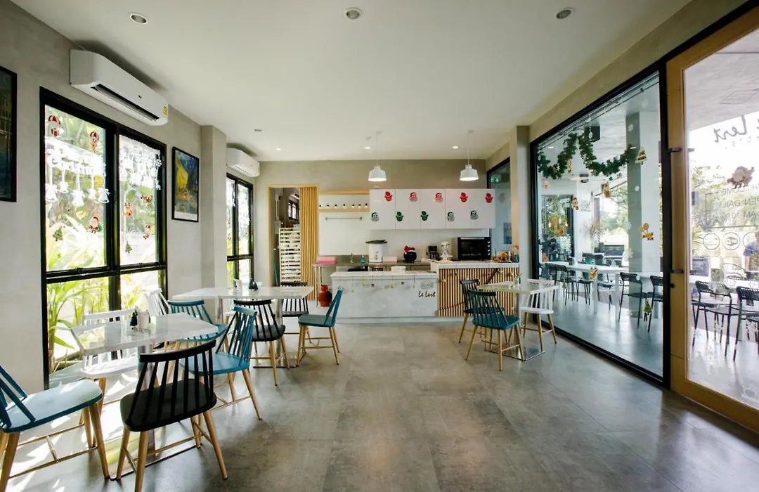 Le Lert Hotel Ratchaburi-1