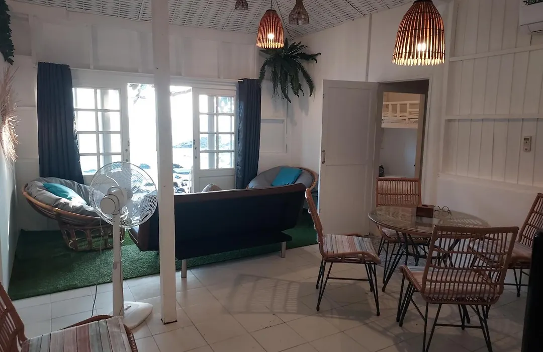 Cliff Cottage-1