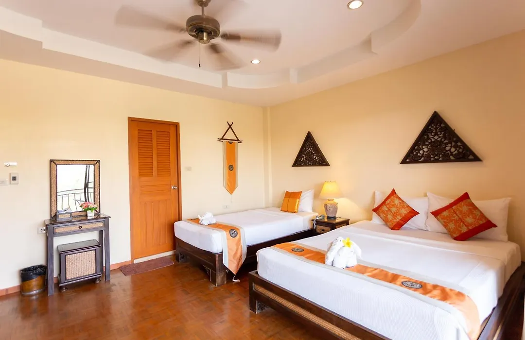 Chang Charlie Inn, Boutique-1