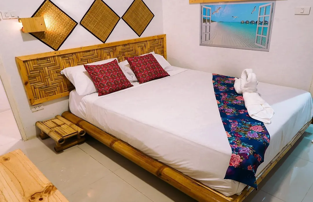 Baan Urt Suratthani Airport Hotel-1