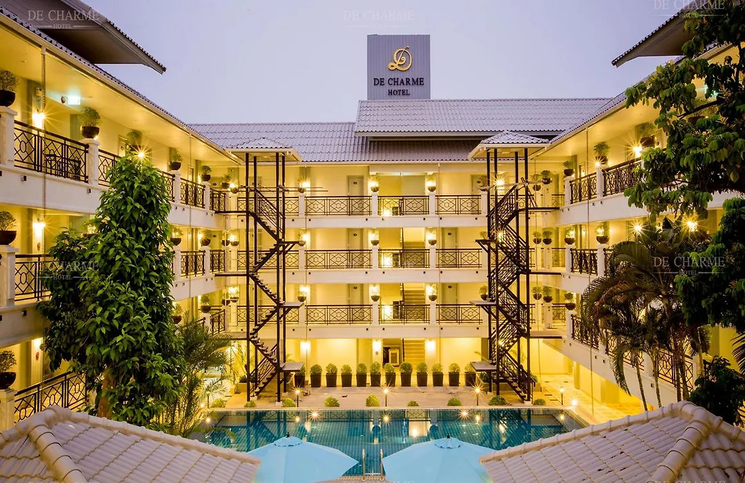 Decharme Hotel-1