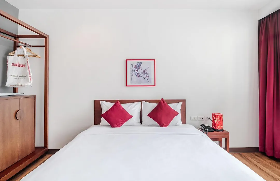 Ruamchitt Plaza Hotel-1
