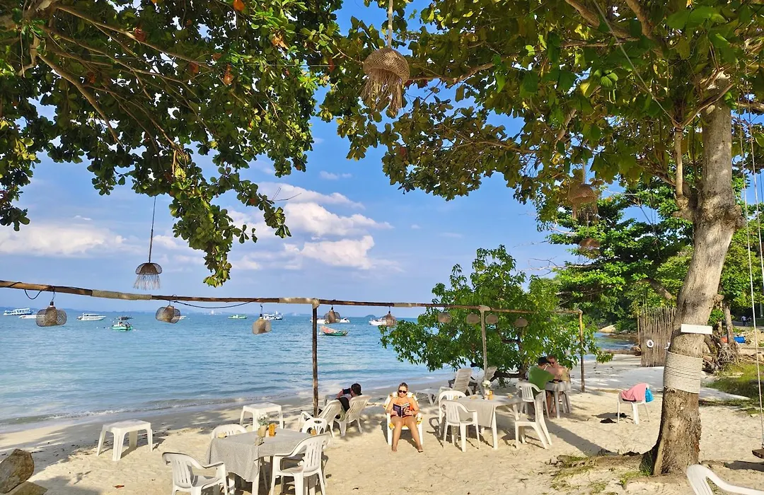 Minnie Seaview Resort-1