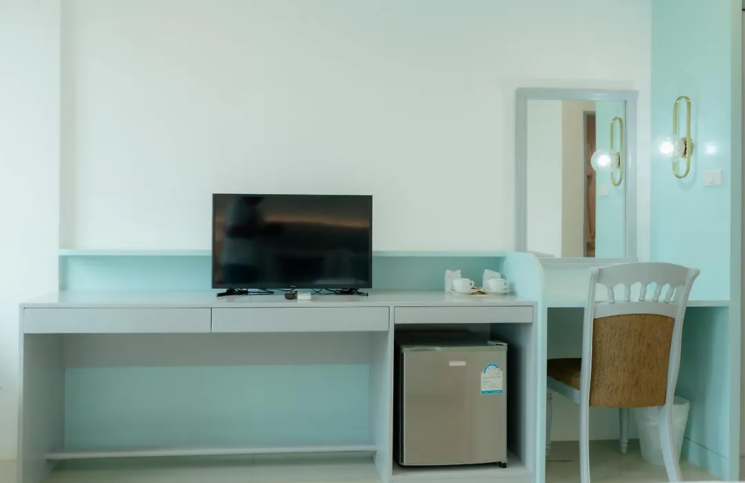 Apo Hotel-1