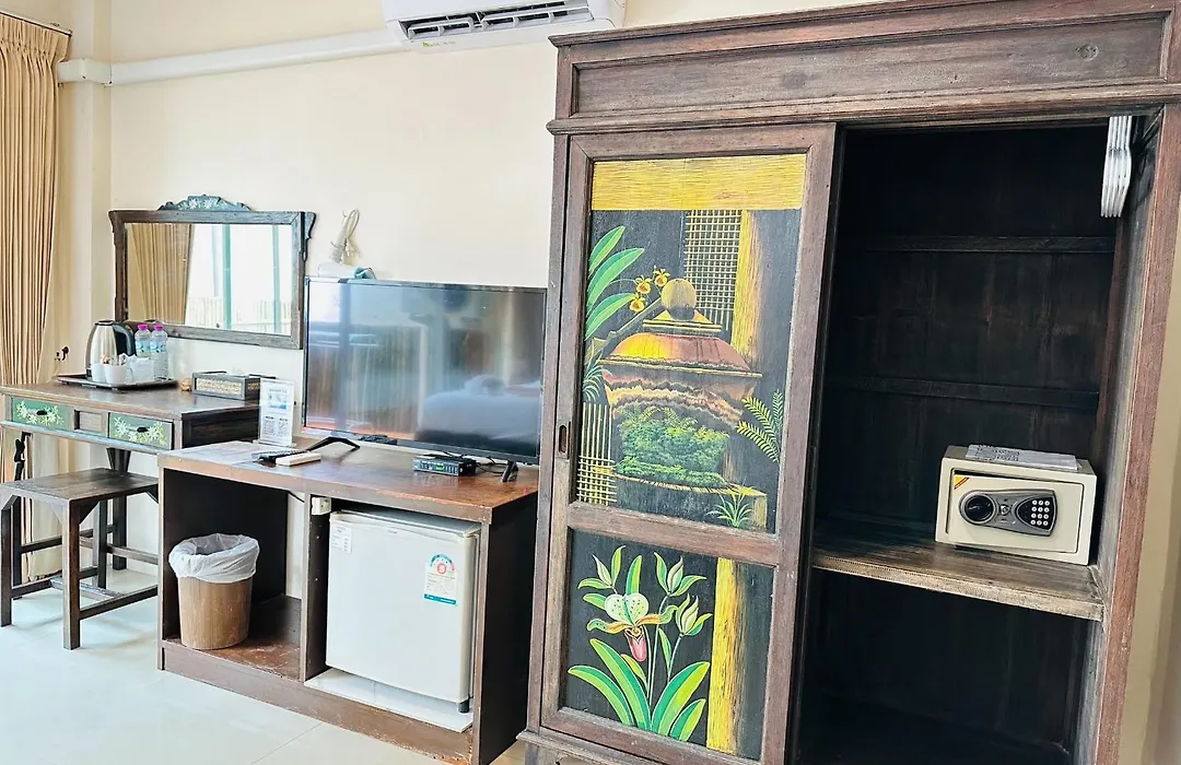 Seeka Boutique Resort - Relaxing Stay - Balcony, Pool & Near Beach-1