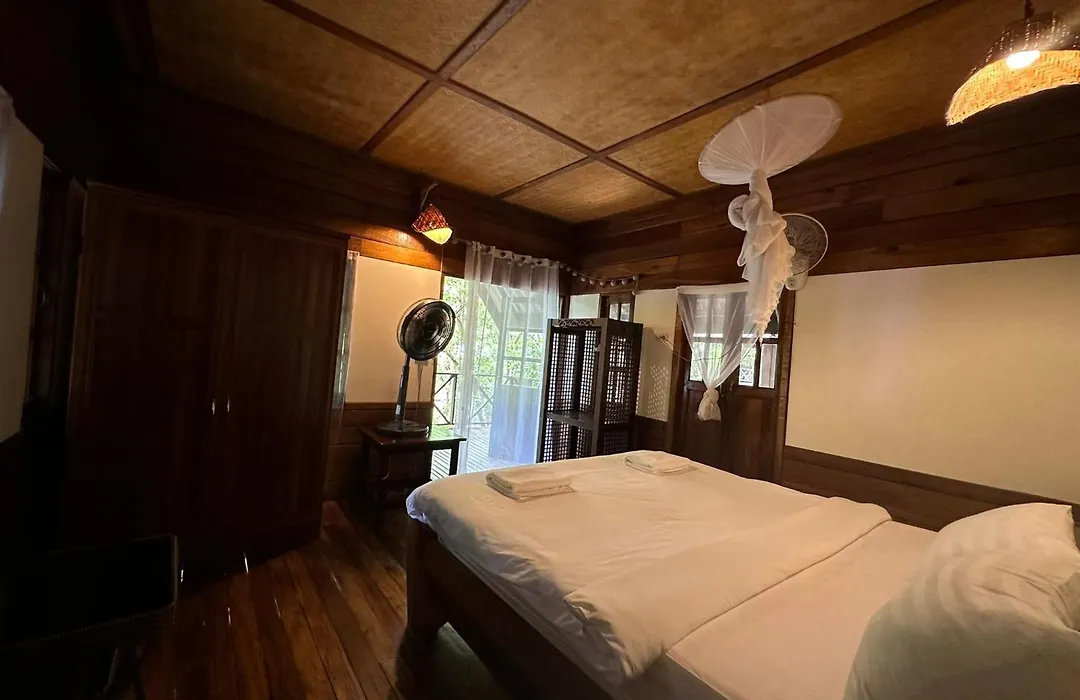Bambu Huts-1