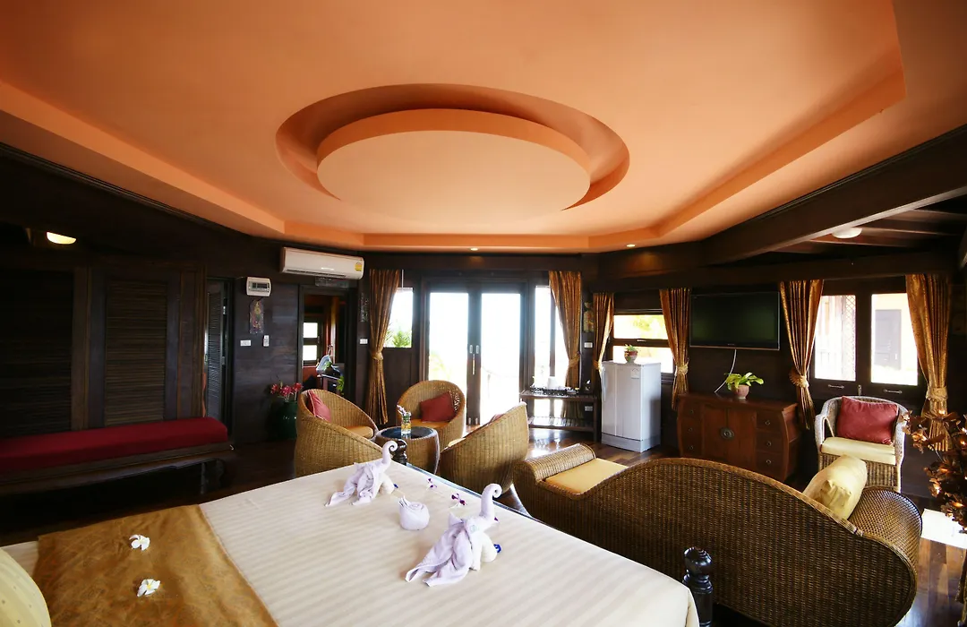 Sea Breeze Resort - Sha Plus-1