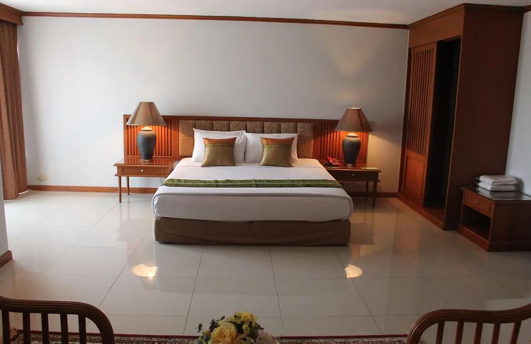 K Park Grand Hotel-1