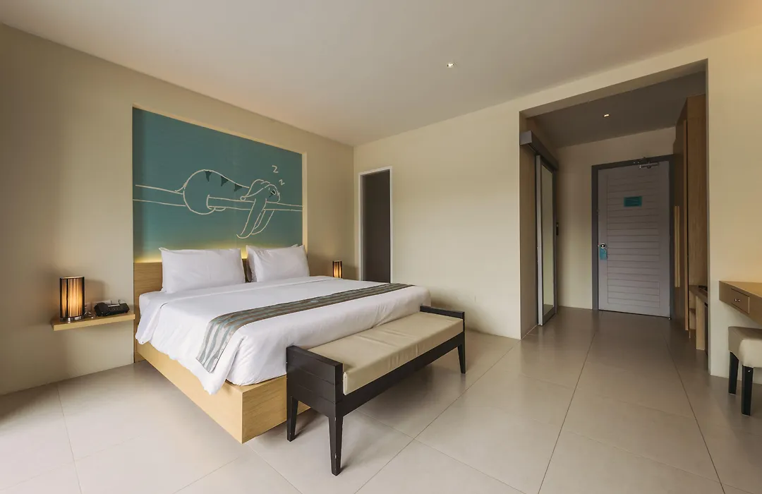 Tiras Patong Beach Hotel-1