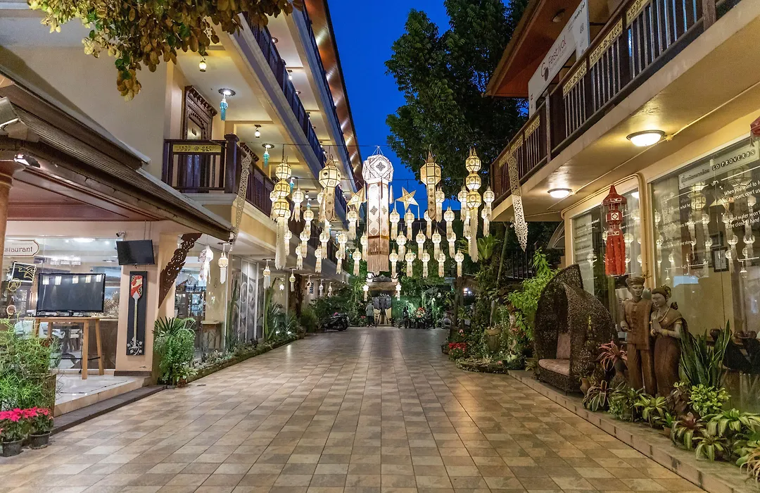 At Chiang Mai Hotel-1