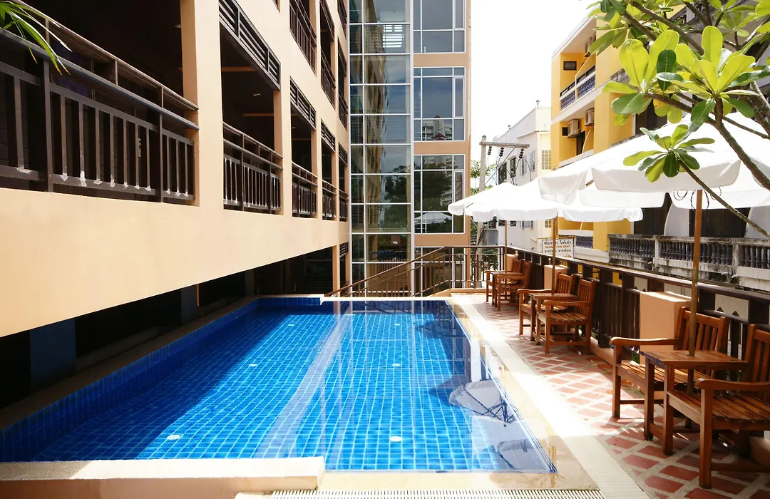 Seaside Jomtien Beach Pattaya-1