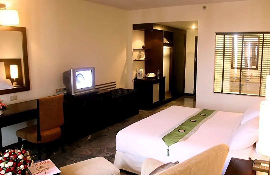 Royal Lanna Hotel-1