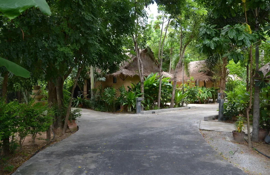 Inrawadee Resort-1