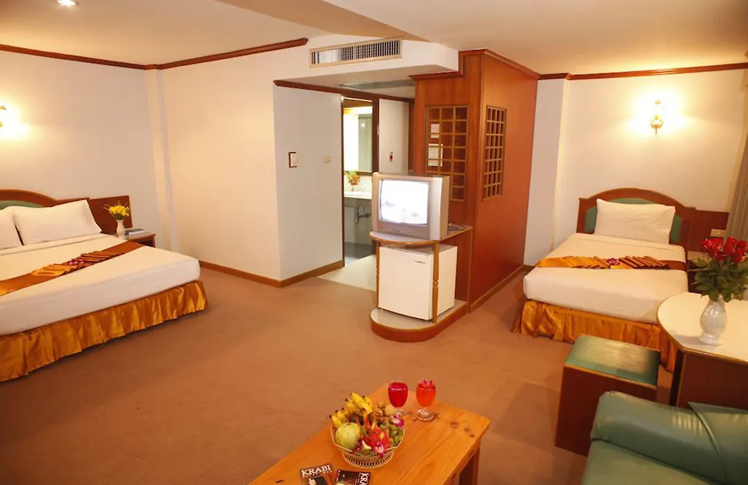 Boon Siam Hotel-1