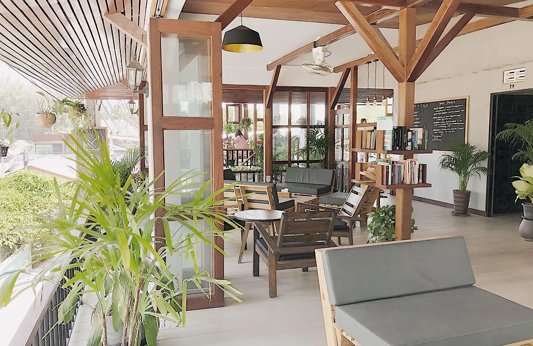 The Reef Hotel & Studios-1