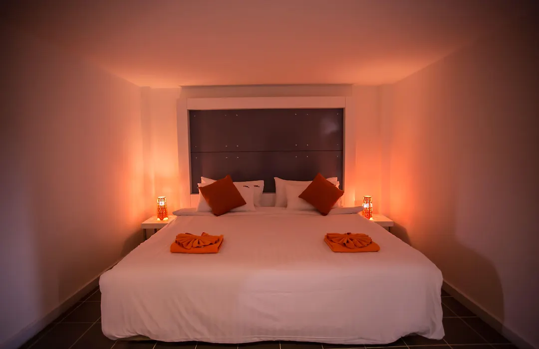 The Original Orange Hotel-1
