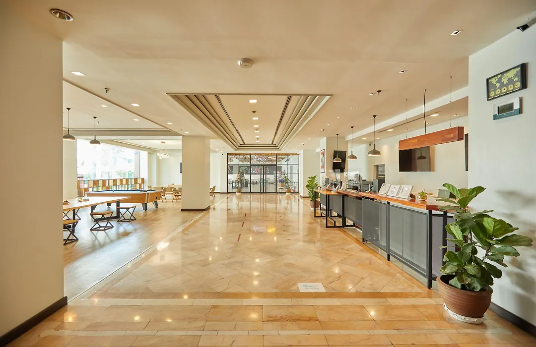 The Royal City Hotel-1