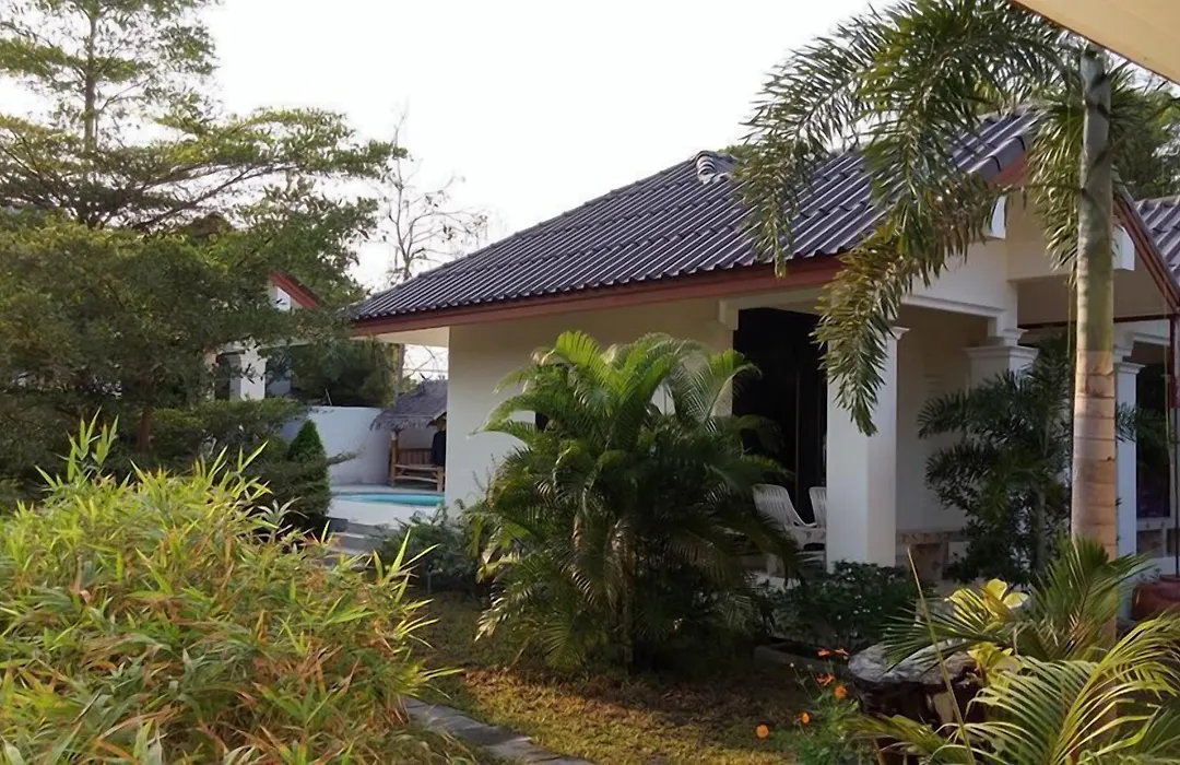 Bamboo Resort-1
