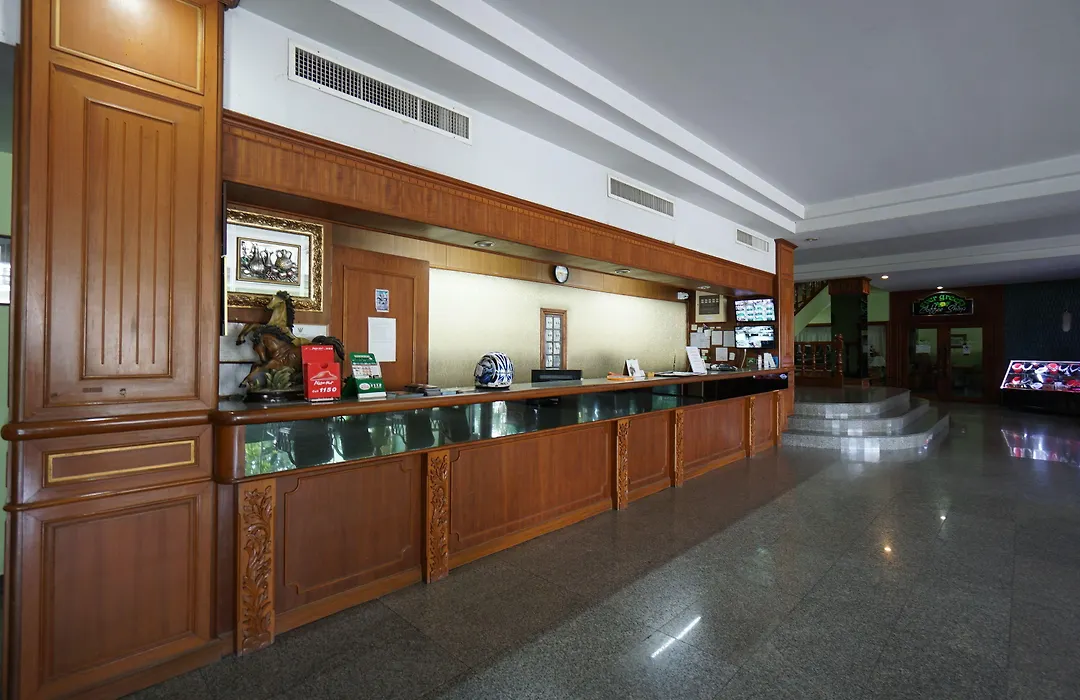 Green Palace Hotel-1
