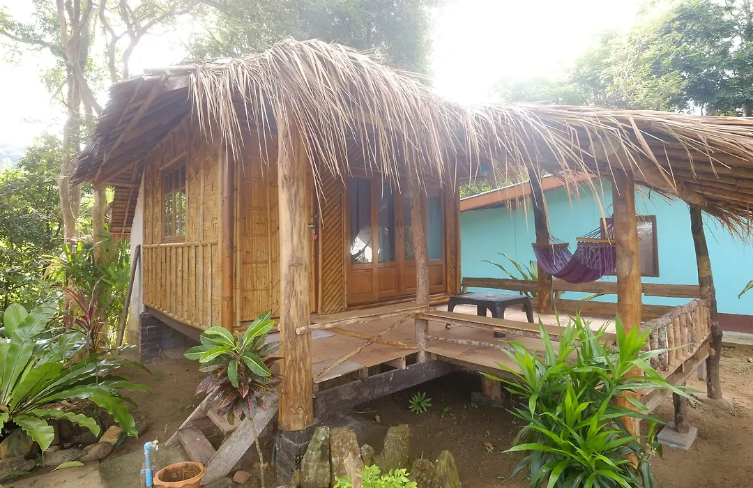 Lanta Sunmoon Bungalow-1