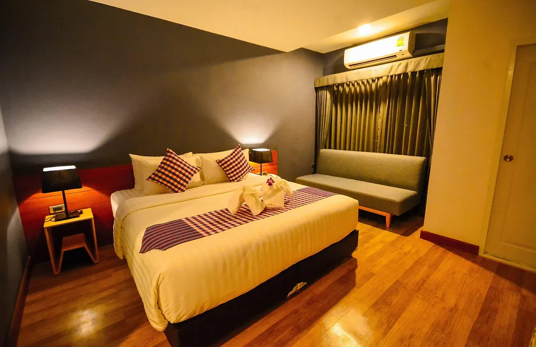 Comet Hotel Surat Thani-1