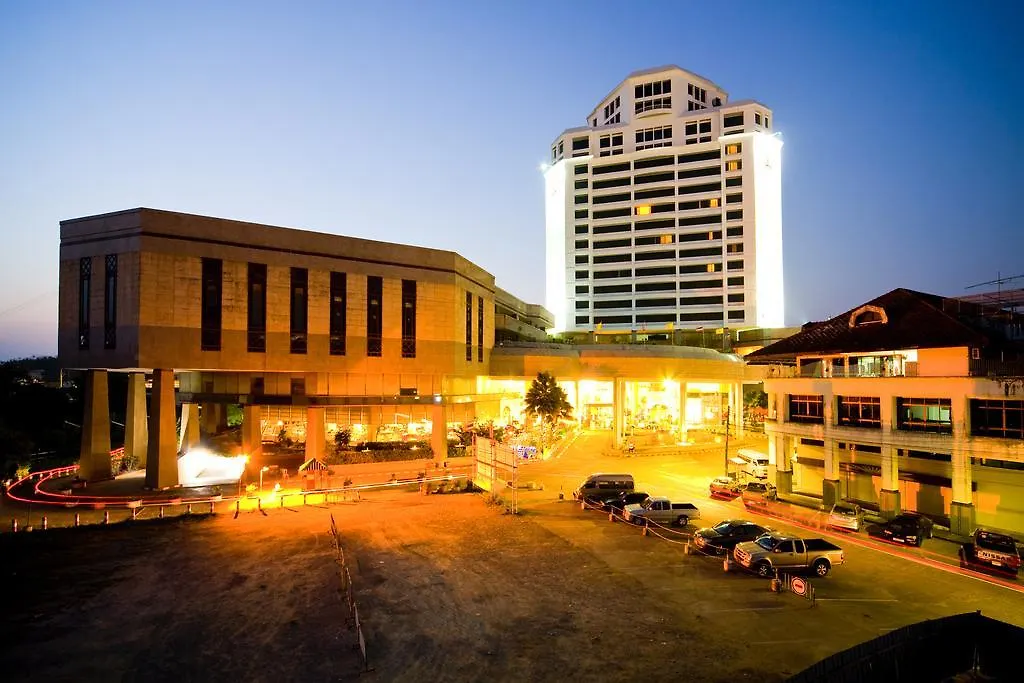 Thumrin Thana Hotel-1