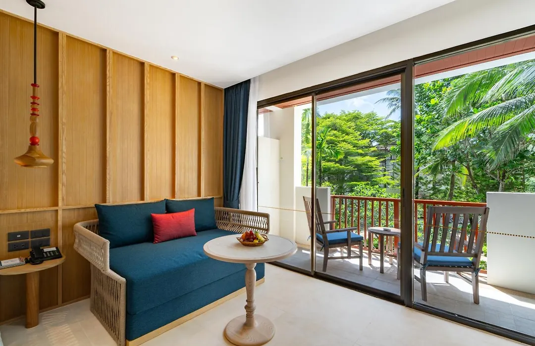 Apsara Beachfront Resort & Villa-1