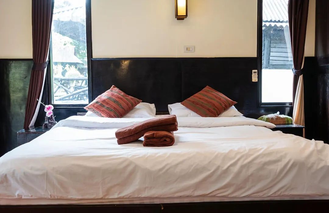 Mook Lanta Eco Resort-1