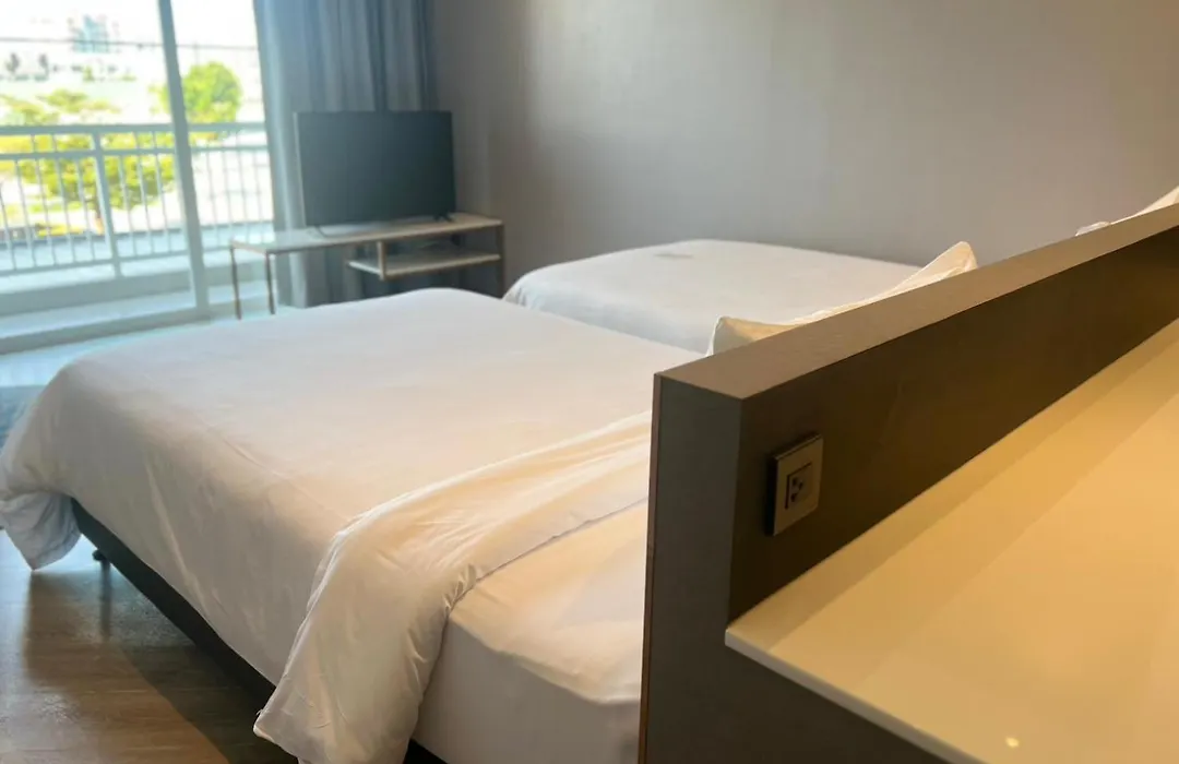 Golden City Rayong Hotel-1