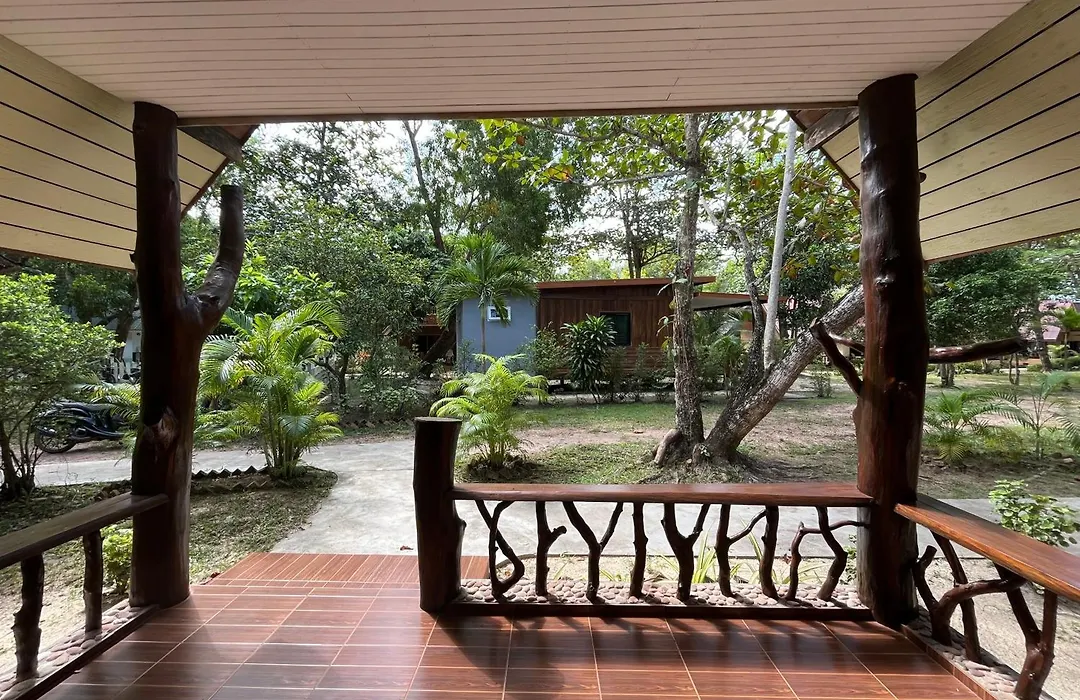 Season Bungalow-1