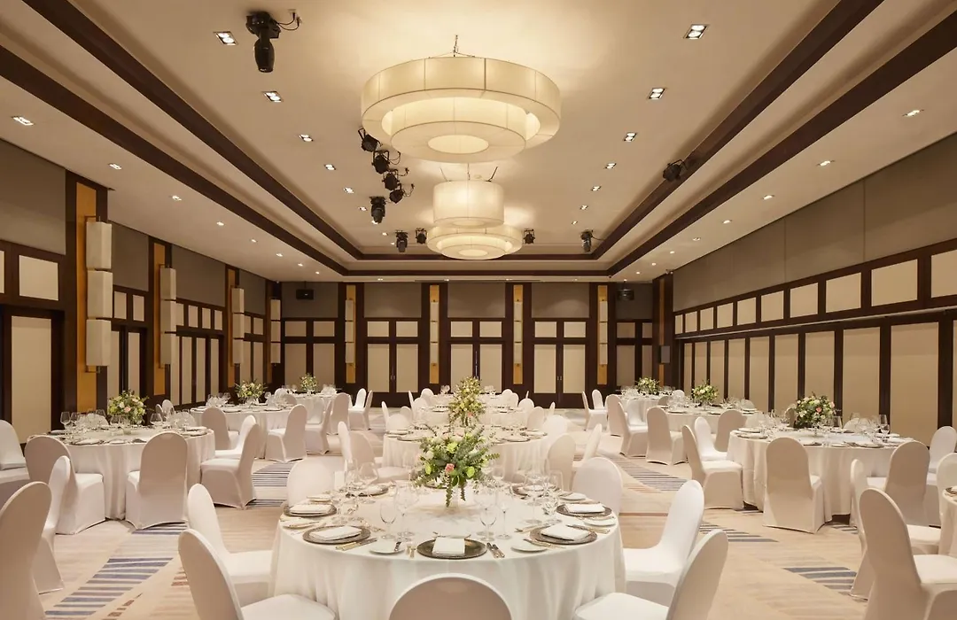 Banyan Tree Bangkok-1