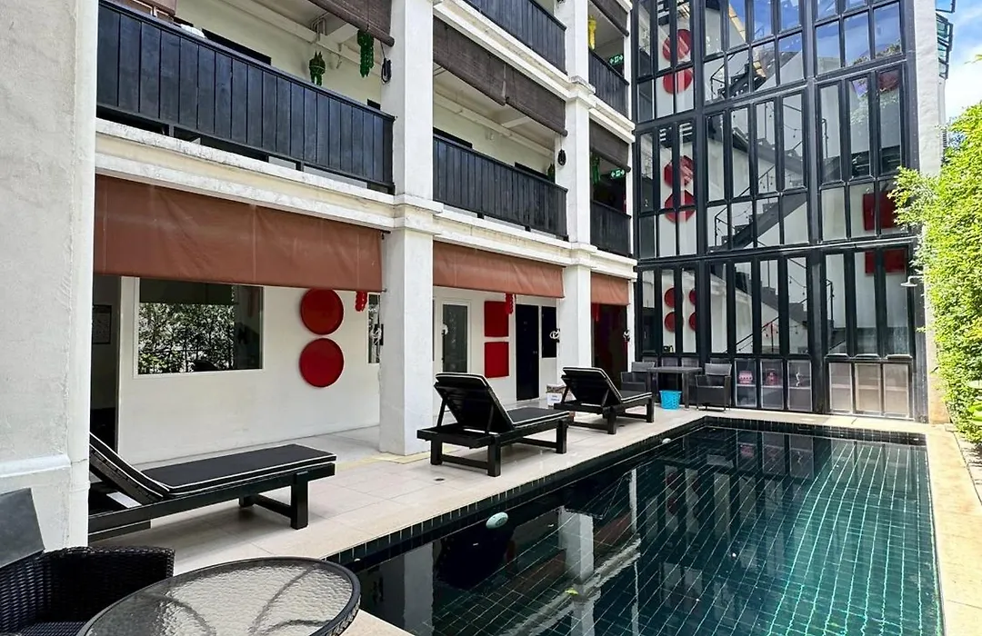 99 The Gallery Hotel-1