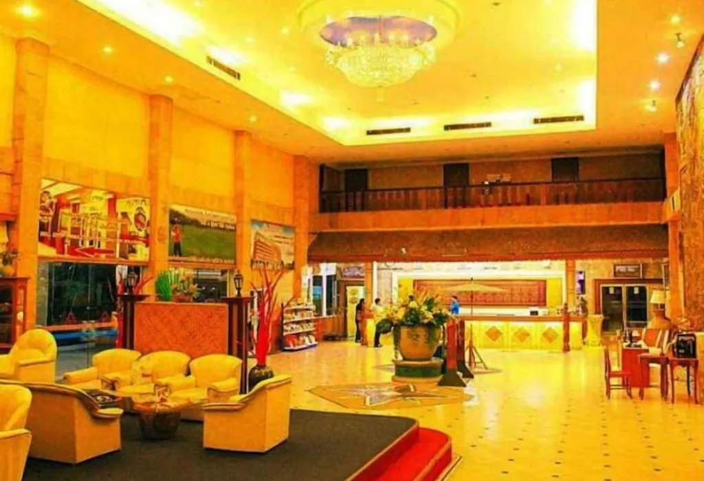 Thepnakorn Hotel-1