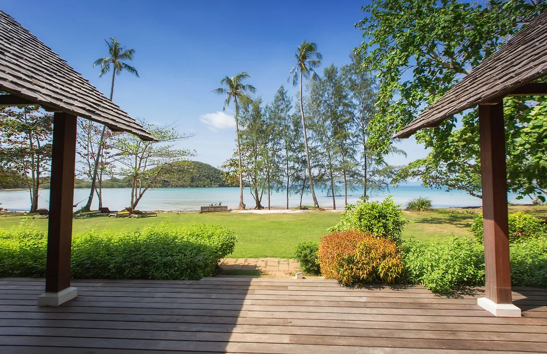 Mira Montra Resort Koh Mak-1