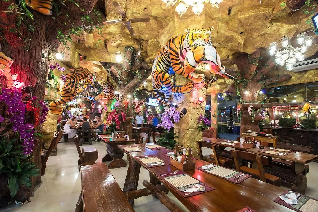 Tiger Hotel-1