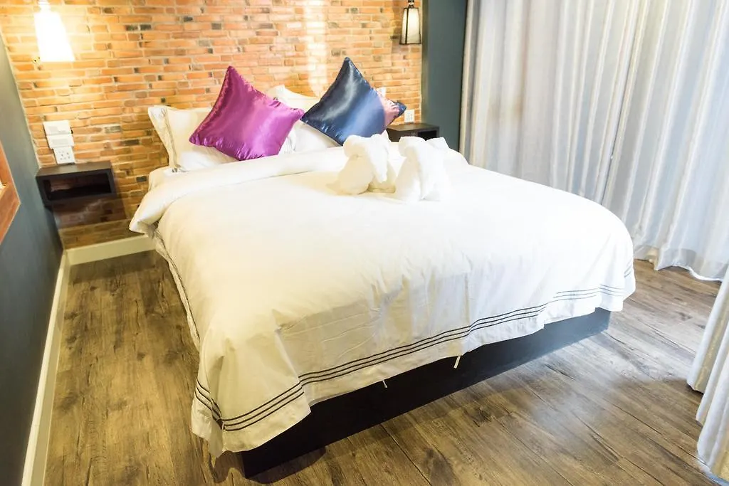 Joyful Thai Boutique Hotel-1