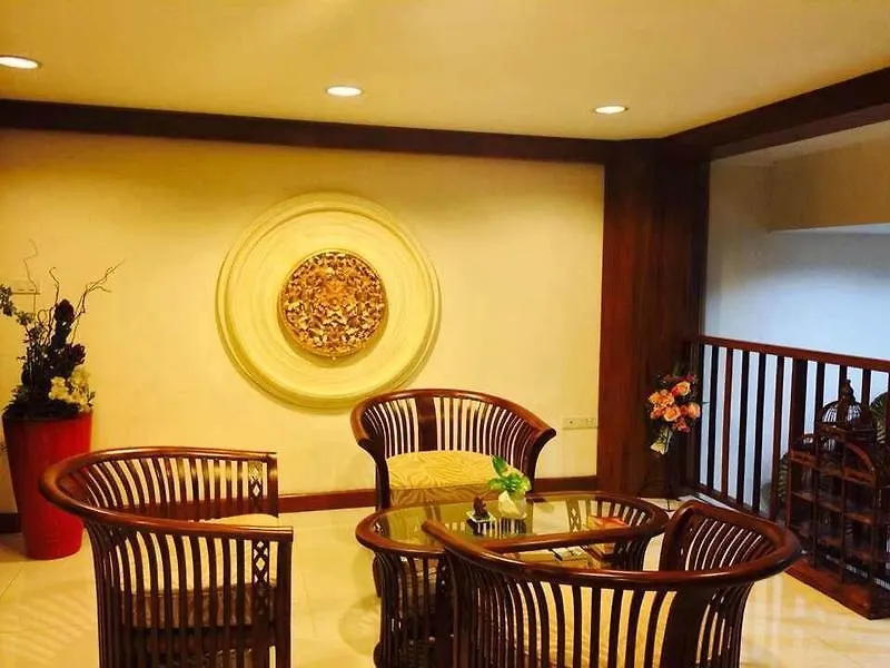 Lullaby Inn Silom-1