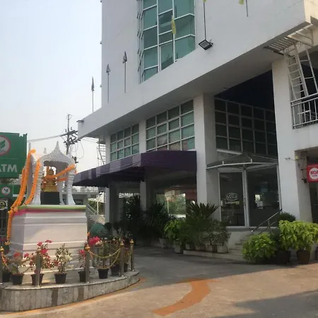 V Verve Service Apartment Hotel-2