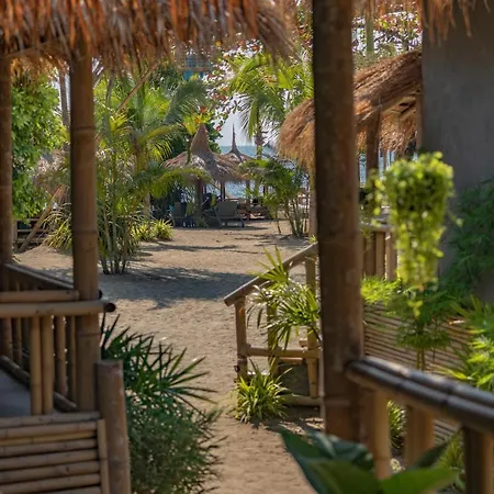 The Lazy Lodge-2