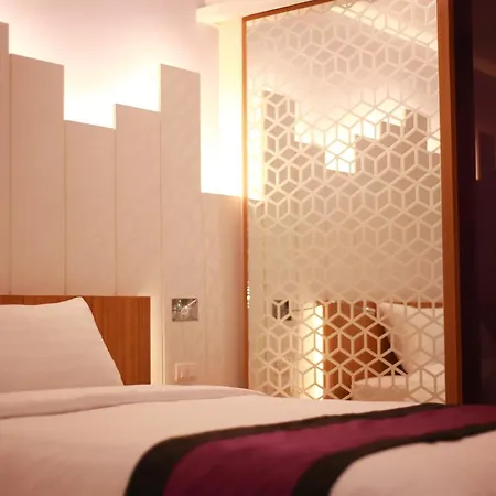 The Whisper Hotel-2