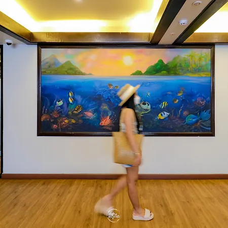 Days Inn By Wyndham Patong Beach-2