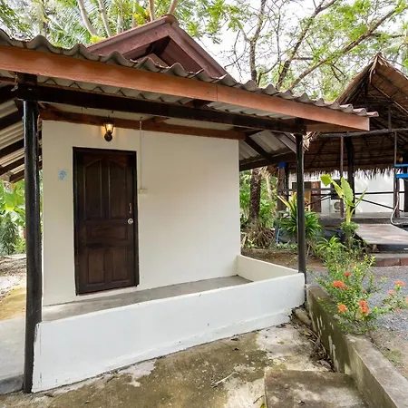 Lanta Lily Resort-2