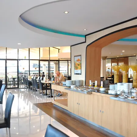 Flipper Lodge Hotel - Sha Extra Plus-2