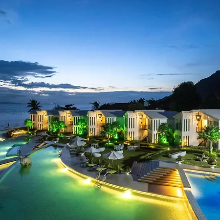 Vannee Golden Sands Beachfront Resort-3